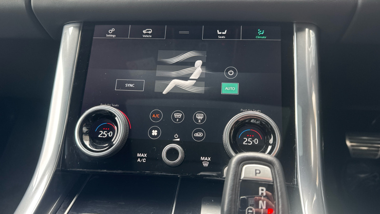 Land Rover Range Rover Sport 3.0 SDV6 HSE Dynamic 5dr Auto Diesel Estate